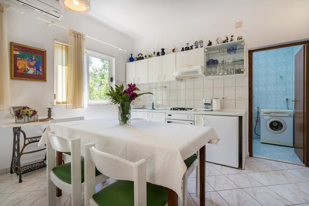 Apartments Coce โตรกีร์ ภายนอก รูปภาพ