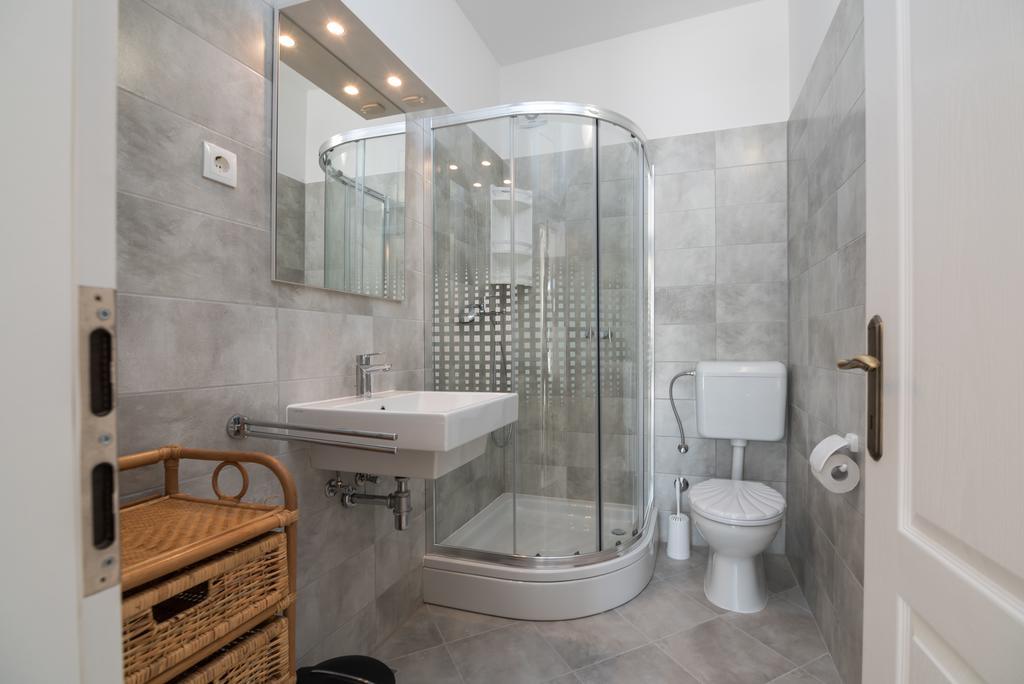 Apartments Coce โตรกีร์ ภายนอก รูปภาพ